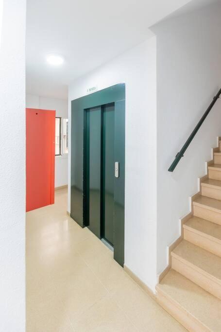 Downtown Flat With 46 Sqm Private Rooftop Terrace Málaga Extérieur photo